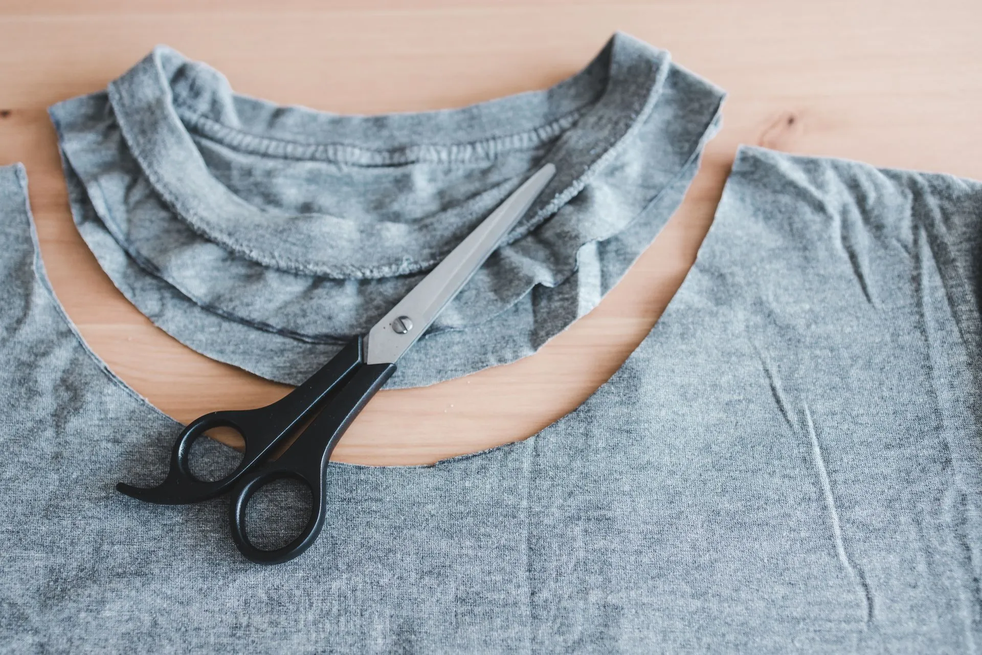 Gray T-shirt with neckline cut out
